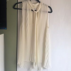 Women’s sleeveless blouse